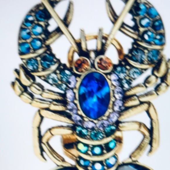 Heidi Daus Earrings - Picture 12 of 16